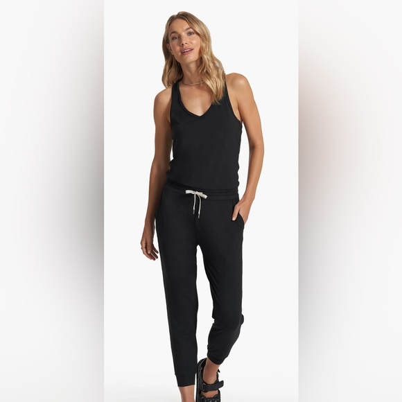 NWT VUORI Largev Lux Jumpsuit in Black - Picture 1 of 5